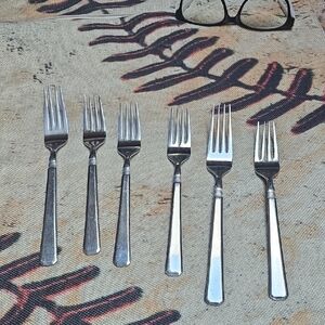ZWILLING J.A. Henckels Silver Flatware Dining Fork Set